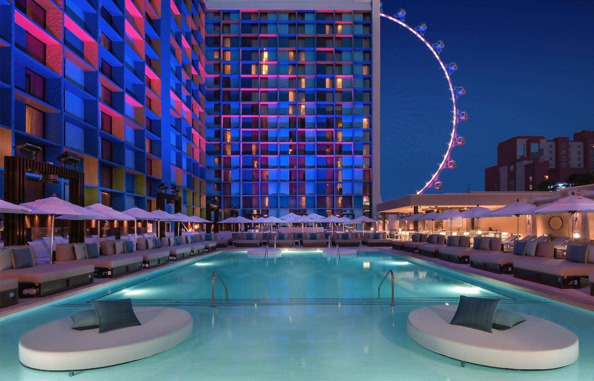 เดอะ ลิงค์ โฮเต็ล แอนด์ กาสิโน Hotel ลาสเวกัส ภายนอก รูปภาพ W Las Vegas